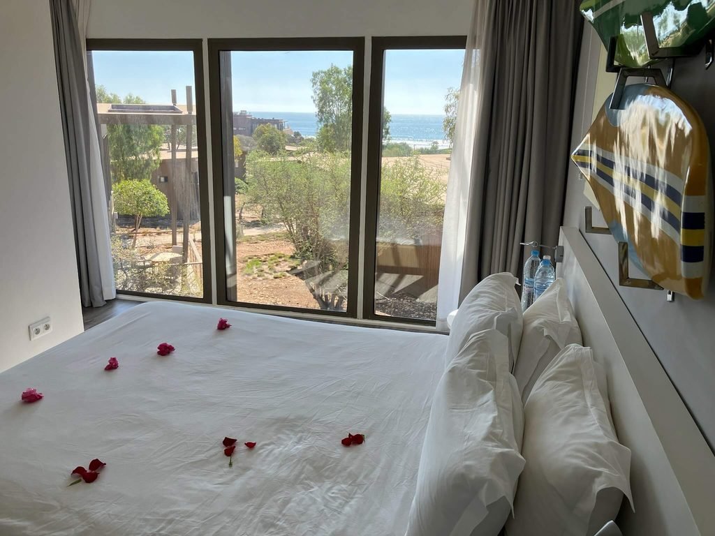 hotel room with views onto the beach