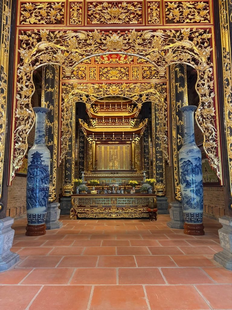 golden inside of pagoda